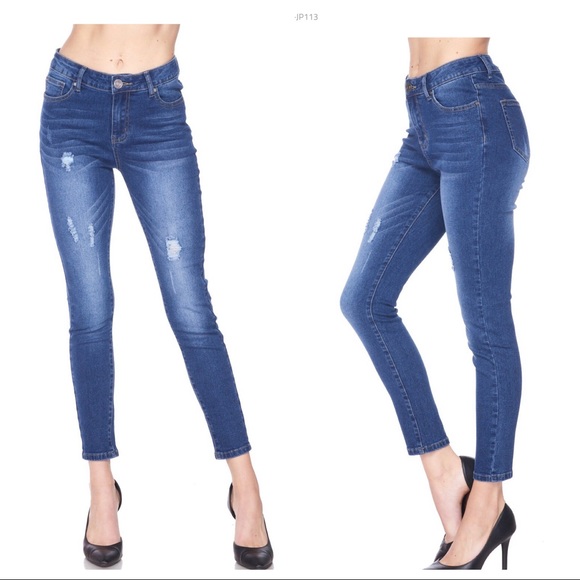Distressed Jeans Show off your shape with these fab skinny jeans - Picture 6 of 7